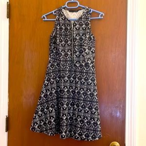 Pretty small comfortable dress.